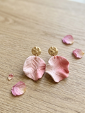 Handmade Ombré Rose Petal Earrings – Hammered Gold & Soft Pink